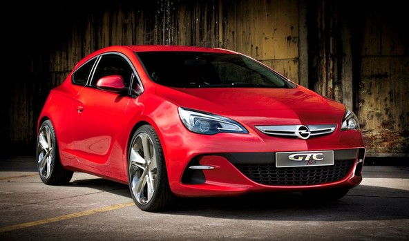Opel GTC Paris: Študijski avtomobil odkriva strast v gibanju