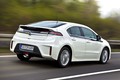 Opel : Svetovna premiera serijske ampere v Ženevi