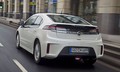 Opel ampera: Brezskrbna vožnja na električni pogon