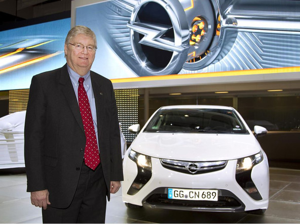 Opel ampera: Brezskrbna vožnja na električni pogon