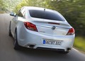 Opel insignia OPC: Sedaj na voljo tudi s šeststopenjskim samodejnim menjalnikom
