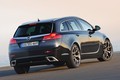Opel insignia OPC: Sedaj na voljo tudi s šeststopenjskim samodejnim menjalnikom