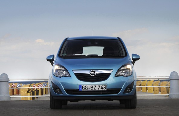 Opel meriva: Obogatena dizelska ponudba prvaka prilagodljivosti
