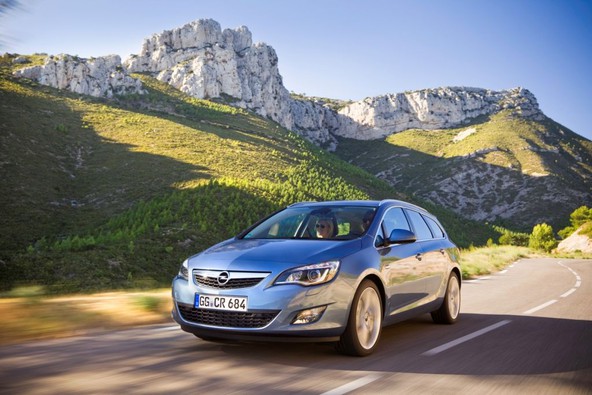 Opel astra sports tourer: Dinamičen kompaktni karavan