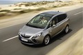 Opel zafira tourer: Preobrazba prvega razreda