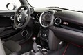 MINI: MINI na avtomobilskem salonu v Parizu