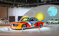 BMW praznuje 40 let BMW Art Cars: Premikajoče se skulpture se v letu 2015 popeljejo na oder po vsem svetu