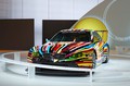 BMW praznuje 40 let BMW Art Cars: Premikajoče se skulpture se v letu 2015 popeljejo na oder po vsem svetu