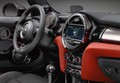 Novi MINI John Cooper Works Cabrio: Vznemirljive vozne lastnosti in ekstrovertirana karizma