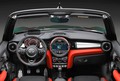 Novi MINI John Cooper Works Cabrio: Vznemirljive vozne lastnosti in ekstrovertirana karizma