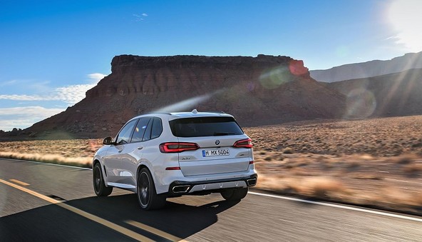 Novi BMW X5: Četrta generacija navdušuje z bogatim naborom inovacij