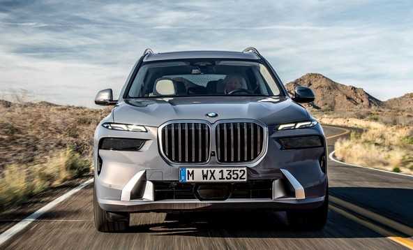 Novi BMW X7: Kombinacija razkošne prostornosti in vsestranskosti 