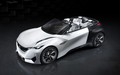 Urbani električni kupe PEUGEOT FRACTAL: FRACTAL z zvokovno ojačanim voznikovim mestom PEUGEOT i-Cockpit®