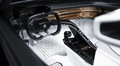 Urbani električni kupe PEUGEOT FRACTAL: FRACTAL z zvokovno ojačanim voznikovim mestom PEUGEOT i-Cockpit®