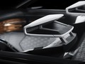 Urbani električni kupe PEUGEOT FRACTAL: FRACTAL z zvokovno ojačanim voznikovim mestom PEUGEOT i-Cockpit®