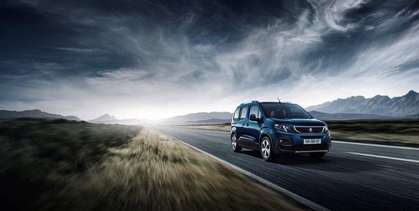 PEUGEOT RIFTER: RIFTER je več kot zgolj ime. To je pravo poslanstvo