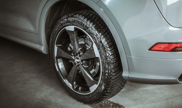 Goodyear Vector 4Seasons Gen-3: GOODYEAR ŠIRI NAGRAJENO LINIJO CELOLETNIH PNEVMATIK 