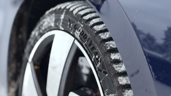 Goodyear Vector All Season 4: NOVA GENERACIJA CELOLETNIH PNEVMATIK ZA MANJ STROŠKOV IN VEČ VARNOSTI