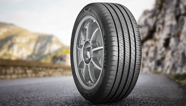 Pnevmatika Goodyear EfficientGrip Performance 2