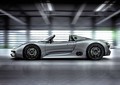 Porsche 918 spyder: Študija s hibridnim pogonom in priklopom na električno omrežje