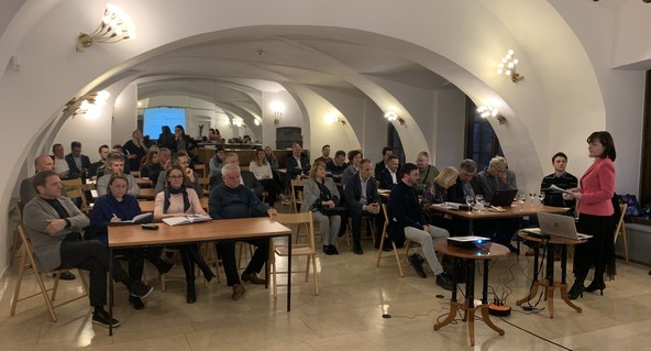 »Pravilnik o kolesarskih povezavah«: V Ljubljani potekal regionalni posvet o razvoju kolesarskih povezav