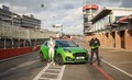 ‘David proti Goljatu’ : Ekstremni test dinamičnosti SUV-ja