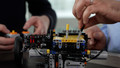 LEGO KOCKE IN NEKAJ DRZNOSTI: Renault razvil inovativen hibriden pogonski sklop E-TECH