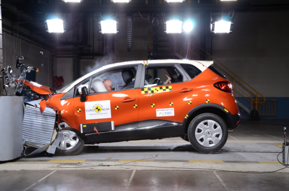 Renault Captur & Euro NCAP: Varnost že v genih … in v opremi