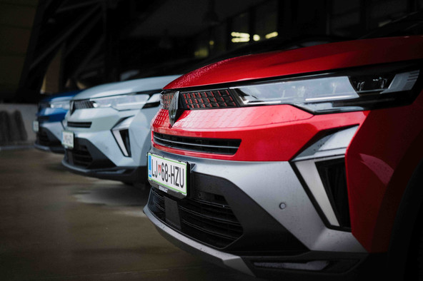 NOVI RENAULT CAPTUR: IZRAZITO ELEGANTEN KOMPAKTNI SUV