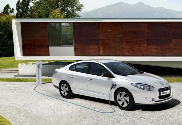 Renault fluence Z.E. in renault kangoo Z.E.: Končna podoba in sprejemanje pred-rezervacij