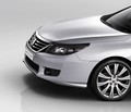 Renault latitude: Nova družinska limuzina s prestižno noto
