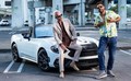 »Gotta Get Back My Baby«: Abarth 124 Spider v igralski vlogi ob Stingu in Shaggyju v videospotu