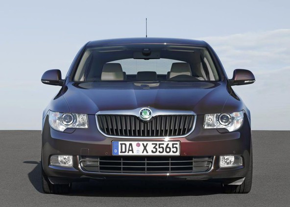 Škoda superb 1,6 TDI: Nov pogonski agregat