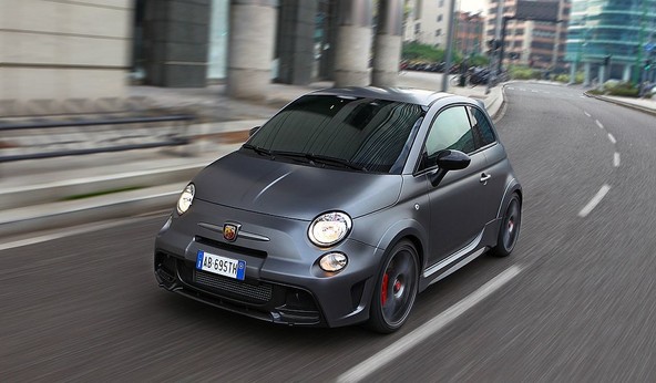 »Sport Auto AWARD 2017«: Znamki Abarth in Alfa Romeo slavili zmago na podelitvi nagrad v Nemčiji