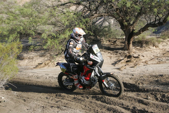 33. reli Dakar 2011: Sainz in Despres ostajata v vodstvu na Dakarju