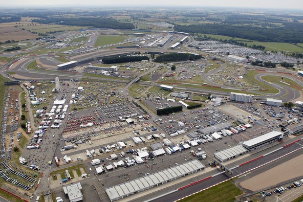 Dirkališče Silverstone: Močan veter pustil škodo v Silverstonu