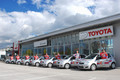 Toyota Lovše: Toyota Lovše z 8 yarisi opremila hokejiste Acroni Jesenic