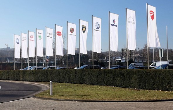 Volkswagen AG obvešča: Variabilni prejemki upravnega odbora bodo znatno manjši