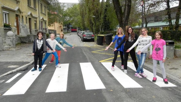 »Varnost in mobilnost za vse«: Uresničevanje projektov in nadaljevanje programa v šolskem letu 2012/13