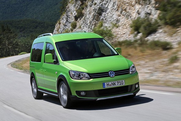 Volkswagen cross caddy & amarok canyon : Robustna zasnova za pustolovščine in uživanje v svobodi