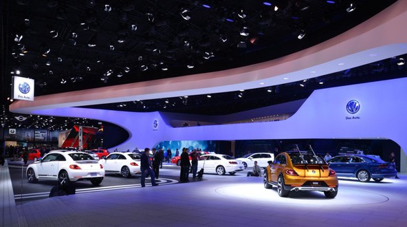 Svetovna premiera v Detroitu: Volkswagen predstavlja Beetle Dune v terenski preobleki
