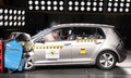 Volkswagen & Euro NCAP: Golf prejel pet zvezdic in štiri nagrade za inovativnost 