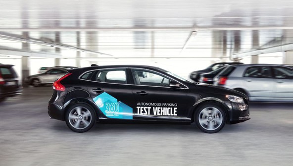 Volvo Car Group: Predstavlja genialen avto, ki samodejno parkira