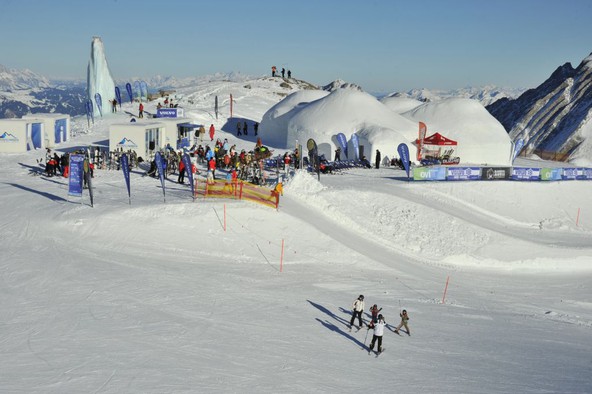 Volvo : Ice camp & Snowbombing
