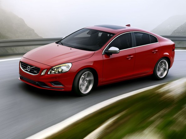Volvo S60 in V60 R-design: Oblikovana z občutkom za športne avtomobile