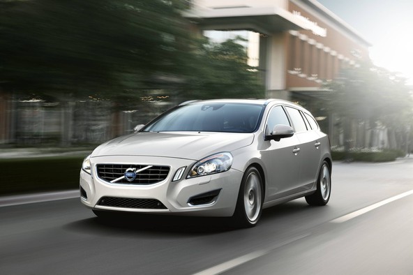 Volvo V60 Plug-in hibrid: Ponovno »Prvi na svetu«