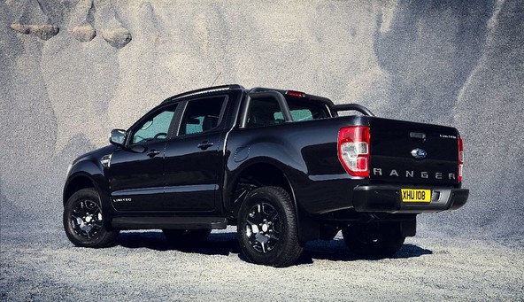 Ford Ranger Black Edition: 100 dni polarne teme s Ford Rangerjem
