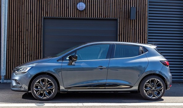 RENAULT CLIO I FEEL SLOVENIA: NAJBOLJŠE IZPOD DOLENJSKIH ROK!