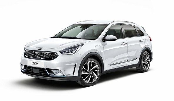 Tri nove nagrade GOOD DESIGN za znamko KIA: Nagrade so prejeli modeli Rio, Stinger in Niro