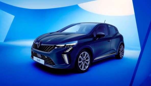 RENAULT CLIO I FEEL SLOVENIA: ISTA LJUBEZEN, NOVA ZGODBA